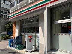 セブンイレブン　横浜尾上町２丁目店