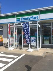 ファミリーマート　滝沢ゆとりが丘店