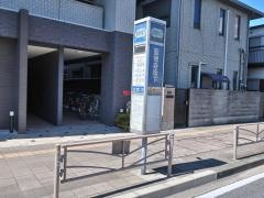 「聖徳寺坂下」バス停留所