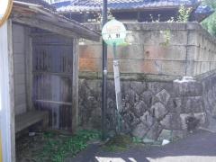 「入野」バス停留所