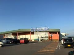 マエダストア木造店