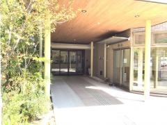 特別養護老人ホーム陽だまりの樹