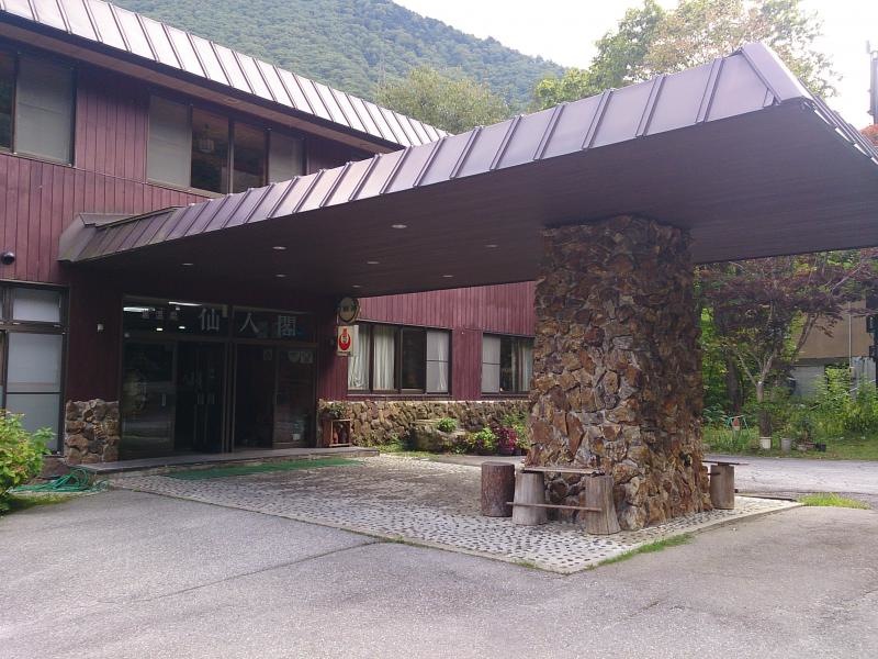 建物入り口です。
