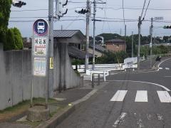 「刈込坂」バス停留所