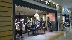 ａｘｅｓ　ｆｅｍｍｅ　ラゾーナ川崎店