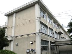 白山小学校