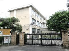 白山小学校
