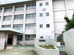 松山市立道後中学校