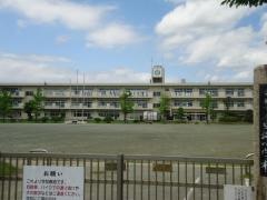 東海小学校