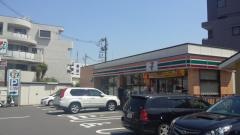 セブンイレブン　横浜日野5丁目店
