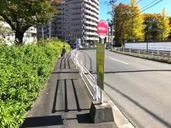 「福室小学校入口」バス停留所