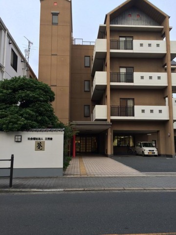 甍 建物全景