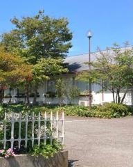 クロス歯科医院