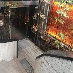 和牛炭火焼・金虎