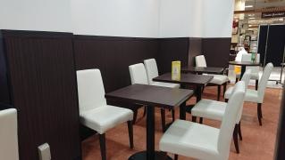ホリーズカフェ・アミング潮江店