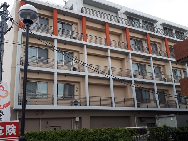 ラガーナ板付