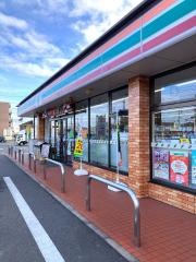 セブンイレブン　福山曙町店