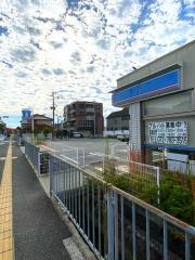 ローソン　伊丹昆陽池一丁目店