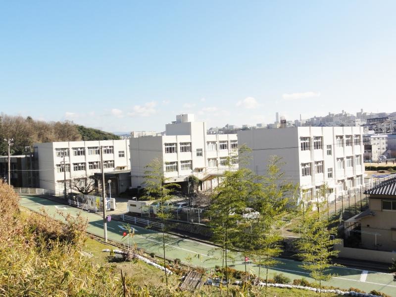西脇小学校