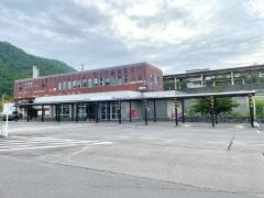 新夕張駅