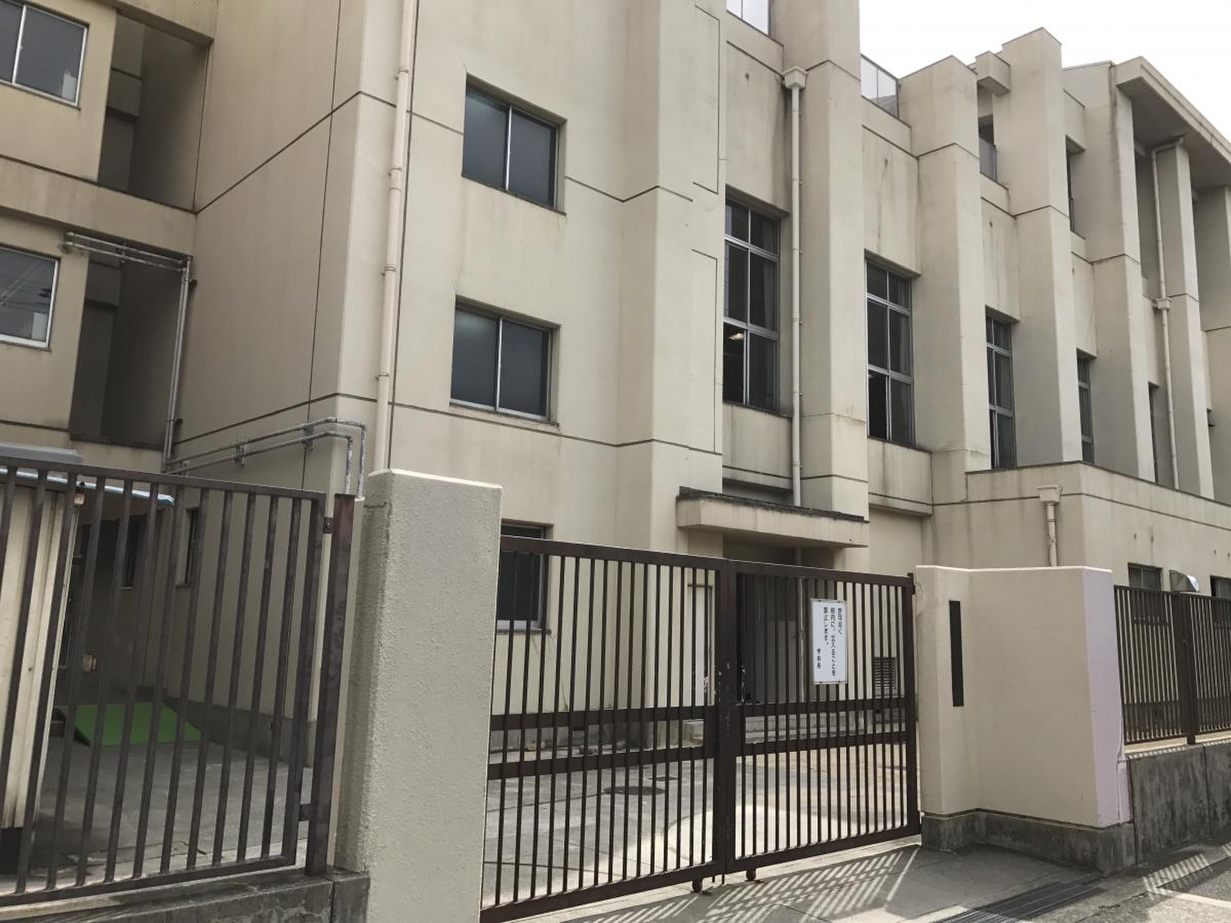 大阪 市立 加美 中学校