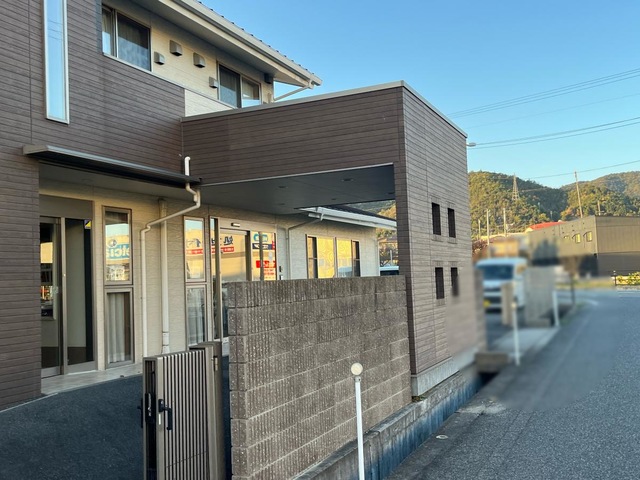 ワールドステイ八本松飯田 施設外観