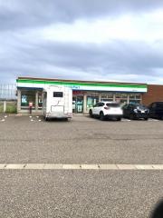 ファミリーマート　新潟巻大原店
