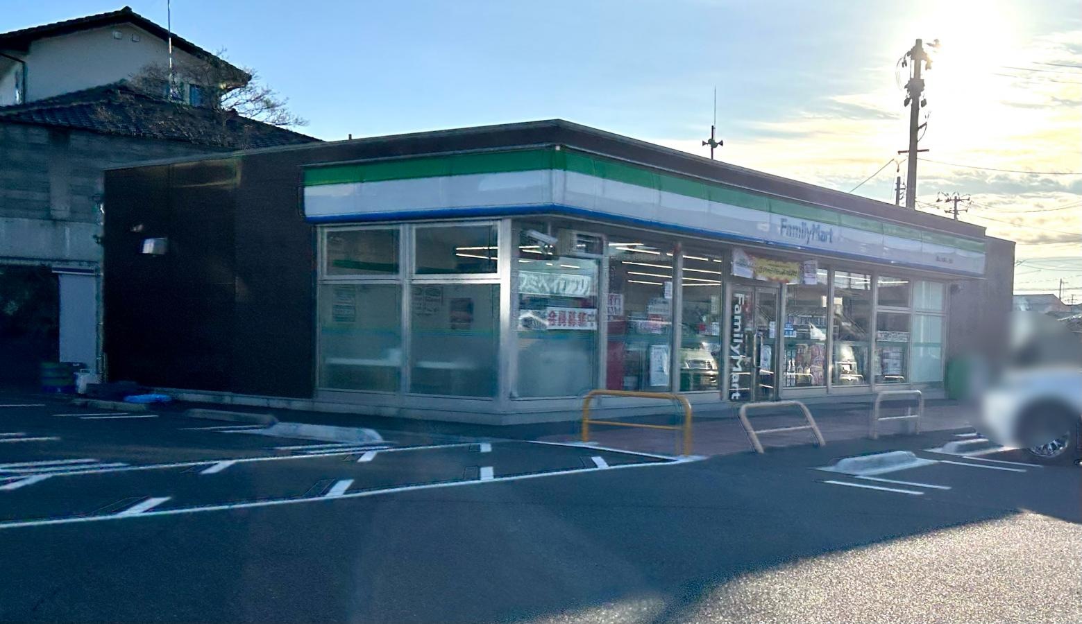 ファミリーマート　郡山針生北店の外観