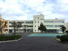 根郷小学校