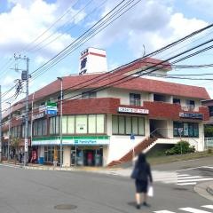 ファミリーマート　善行駅東口店