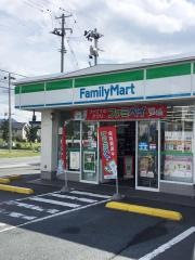 ファミリーマート　山形成沢団地店
