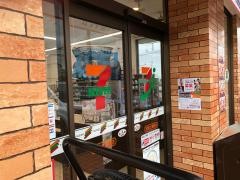 セブンイレブン　加東上滝野店