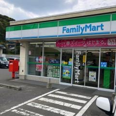 ファミリーマート　東市来駅前店