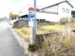 「前田入口」バス停留所