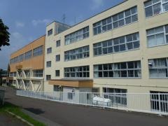 南月寒小学校