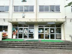 葛飾区立青戸中学校