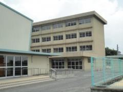 春日小学校