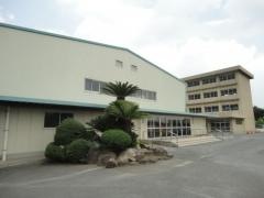 春日小学校