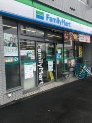 ファミリーマート　川崎大師駅前店