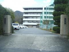 玉野市立東児中学校