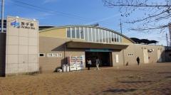 荒子駅