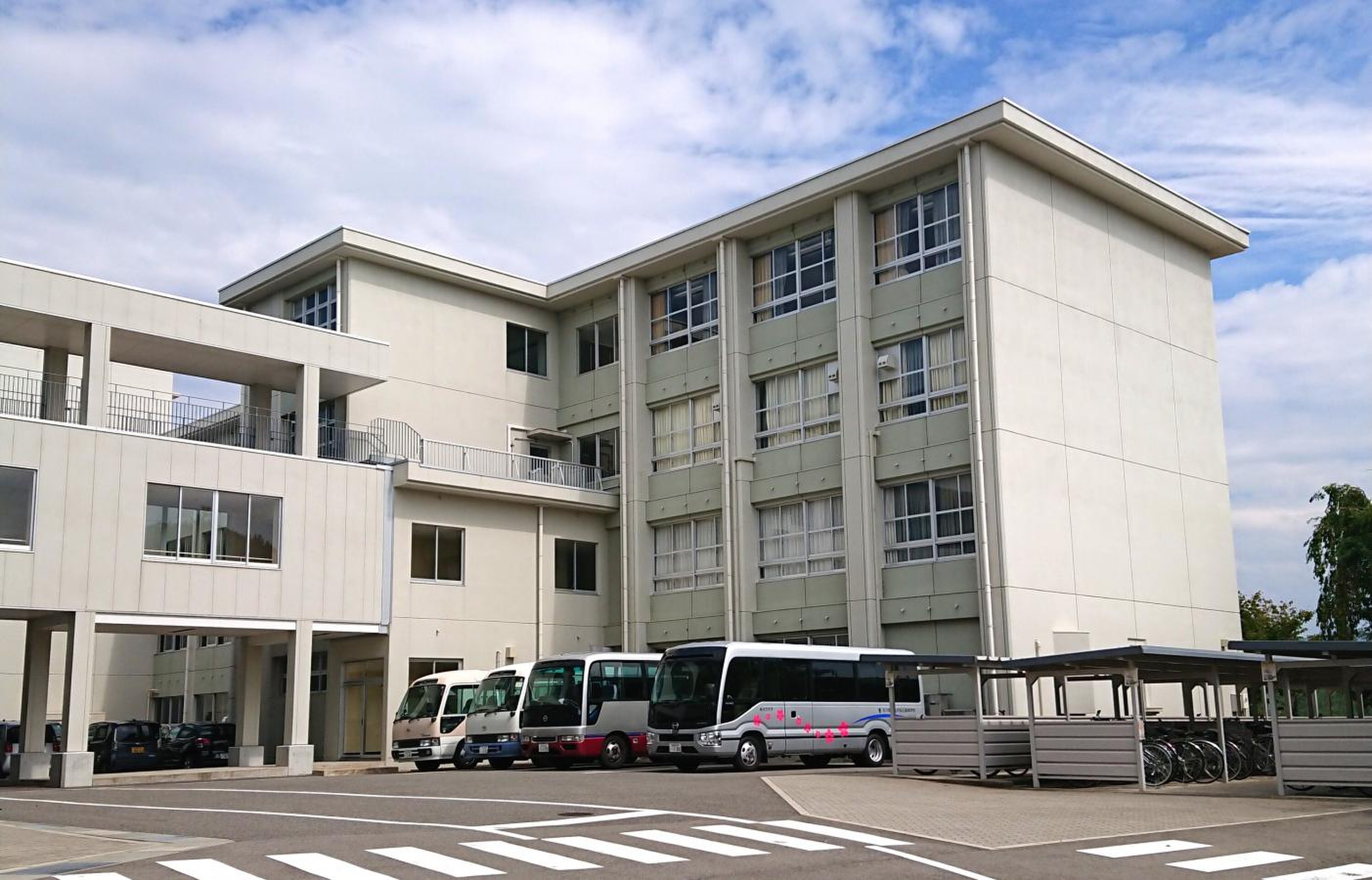 石川 県立 金沢 桜丘 高等 学校
