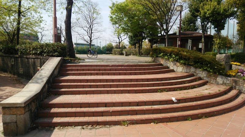 学戸公園