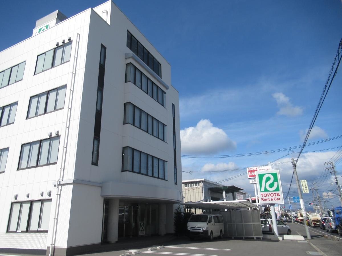 株式会社トヨタレンタリース新岡山