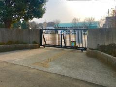 中富小学校