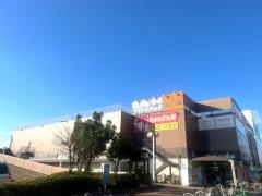 ヤマナカ新中島フランテ館