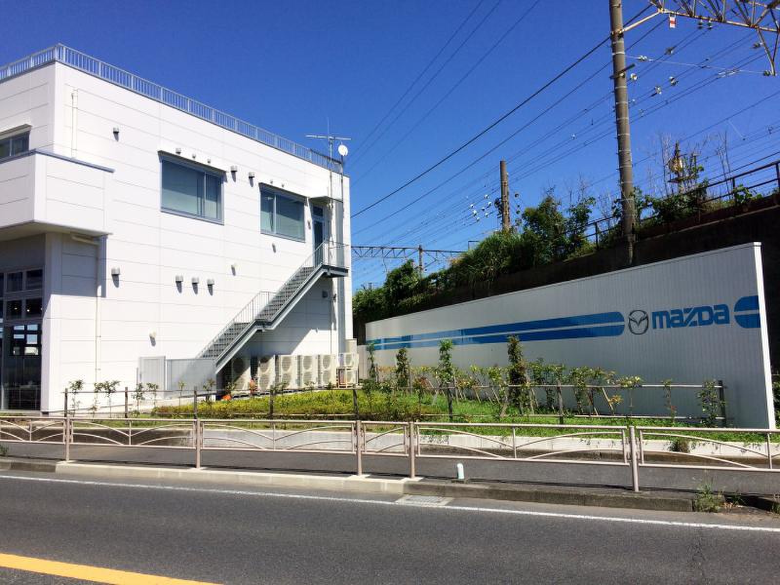 湘南 マツダ 大磯 本店