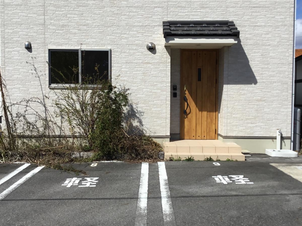 エントラス