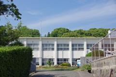西浦小学校