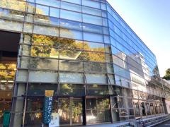 横浜国立大学附属図書館